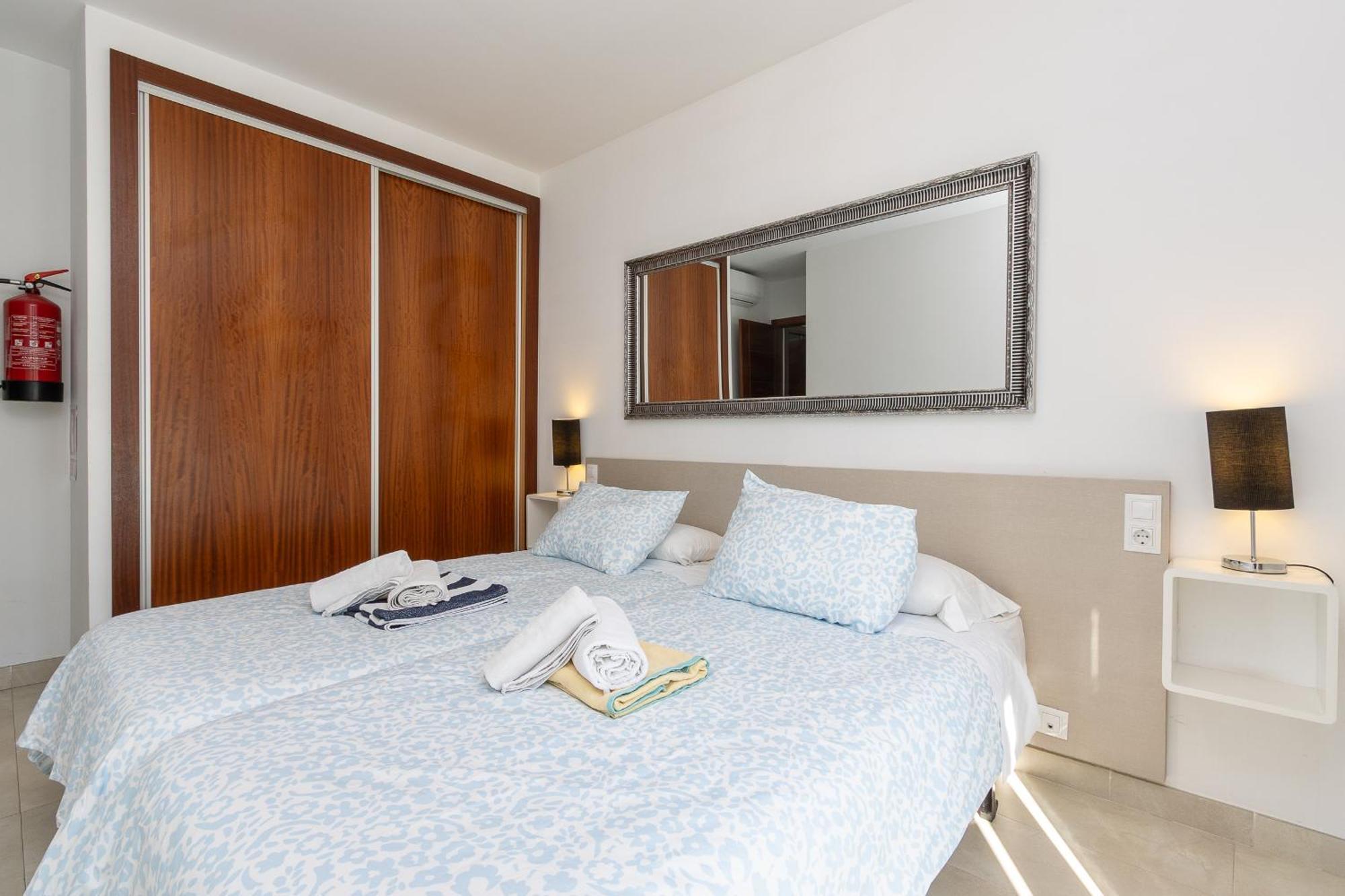 Adosado Bellavista B By Homevillas360 Alcanada 外观 照片